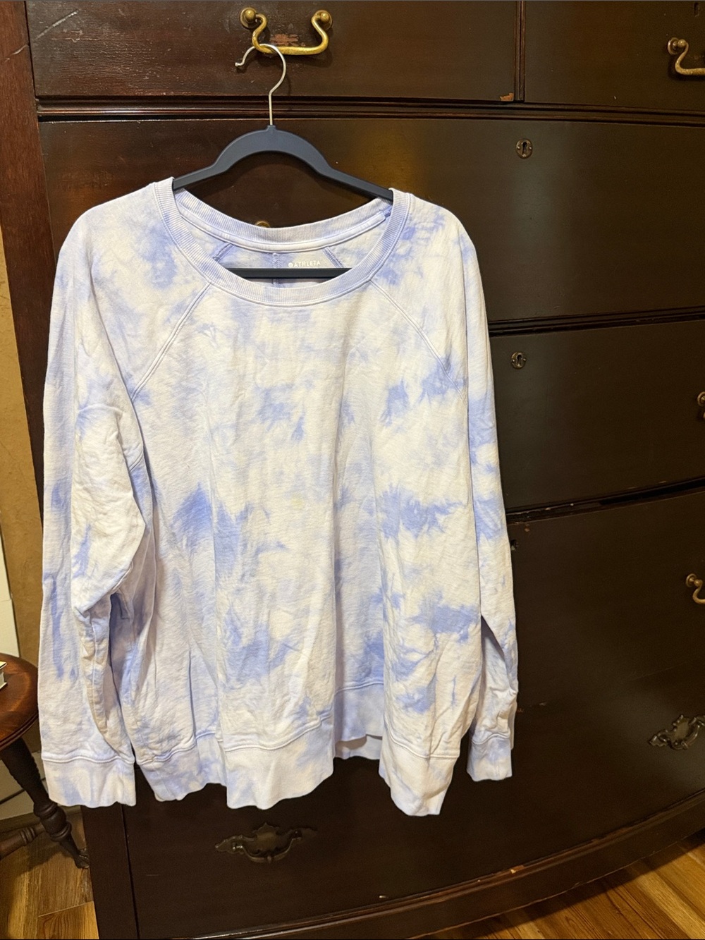 Athleta Light Lavender Tie-Dye Pullover Sweatshirt